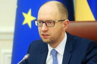 Яценюк: Украина приняла решение подать иск против России в Международный суд ООН