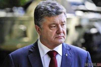 Порошенко заявил, что Украина взяла курс на вступление в НАТО