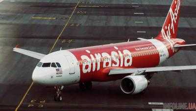 Вице-президент Индонезии предполагает, что самолет "AirAsia" разбился