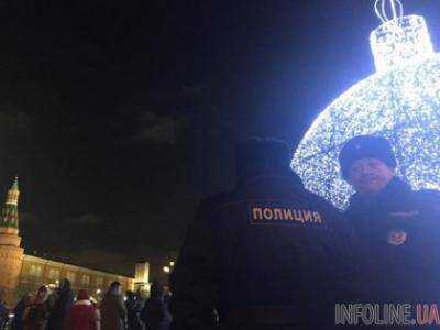 В Москве на Манежной площади собралось полтысячи человек - СМИ