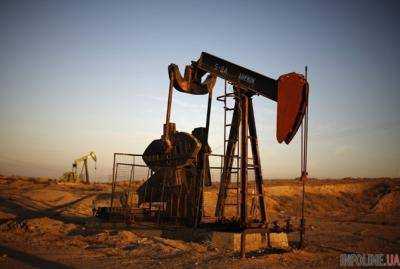 Цены на нефть WTI упали ниже "психологической отметки" в 50 долл. за баррель