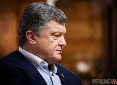 Порошенко осудил нападение на редакцию журнала Charlie Hebdo в Париже