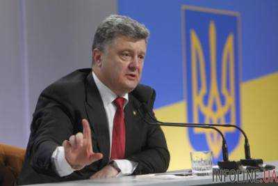 Порошенко заявил, что решение о переносе встречи в Астане было принято всеми сторонами