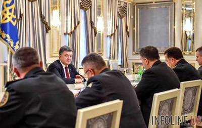 Президент Украины Петр Порошенко собрал второе совещание с силовиками