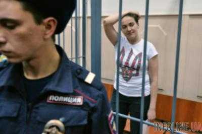Украинской летчице Н.Савченко начали передавать письма с воли