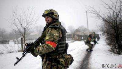В "Азове" заявили, что военные отбили атаку на Углегорск