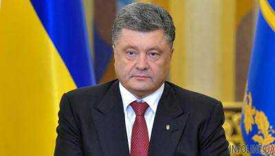 Президент Украины Петр Порошенко надеется, что представителей местной власти выберут уже с новыми полномочиями