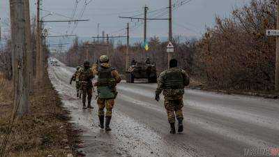 При выходе из Дебальцево погибли 13 украинских военных, 157 ранены