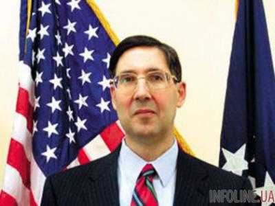 Экс-послы США: миротворцы ООН не помогут Украине