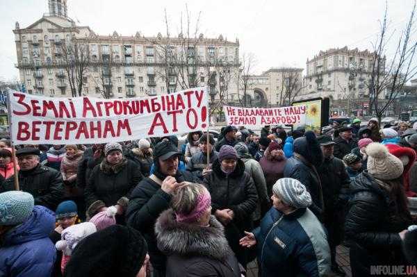 Митинг аграриев: "Пуща-Водица" кормит Азарова и Швайку