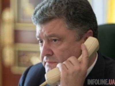 Порошенко провел телефонный разговор с украинским депутатом А.Гончаренко