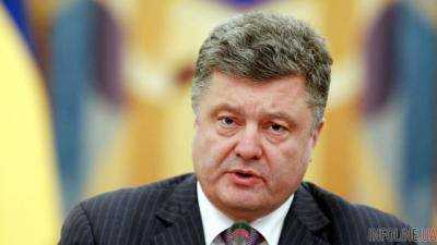 В плену террористов находятся более 400 человек - Порошенко