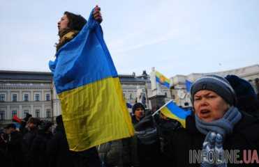 Порошенко: Мы мирная нация, но мы будем защищать свою свободу