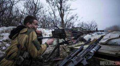За ночь террористы 14 раз обстреляли позиции украинских военных - пресс-центр АТО
