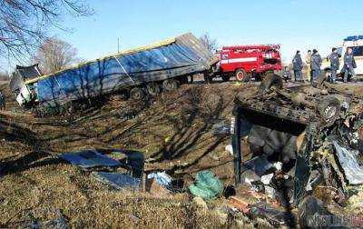 В результате ДТП в Полтавской области погибло 9 человек - МВД