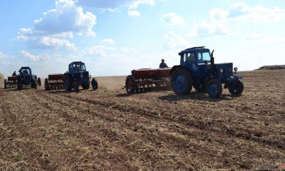 На Днепропетровщине аграрии начали полномасштабные весенне-полевые работы