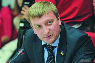 Министр юстиции Павел Петренко уволил руководство регистрационной службы Киева