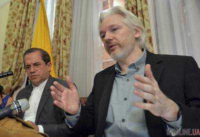 Основатель организации Wikileaks Джулиан Ассанж согласился дать показания шведской прокуратуре в Лондоне