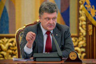 Порошенко: Боевики блокируют украинские гуманитарные конвои