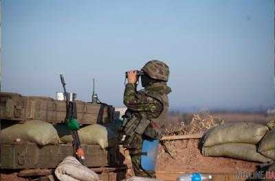За сутки боевики 27 раз применили "запрещенные" минометы и пушки - А.Лысенко