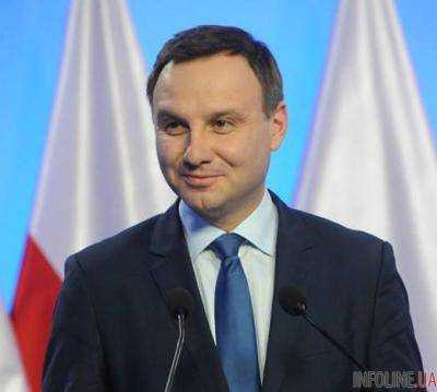 Президентские выборы в Польше: Б.Коморовский набирает 31,9%, его конкурент - 36,6%