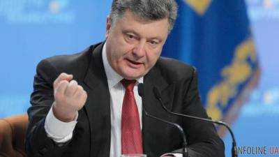 Порошенко будет увольнять тех, кто будет называть цены в долларах