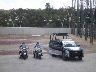 Мексика: В столкновениях бандитов и полиции погибли более 30 человек