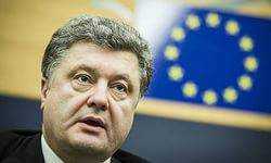 П.Порошенко рассказал Дж.Керри о саммите "Восточного партнерства" и ситуации на Донбассе