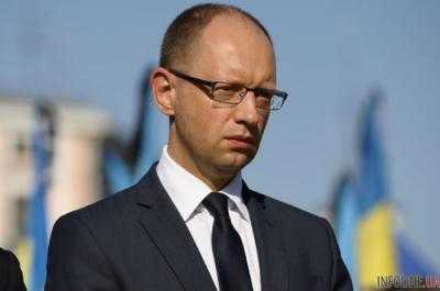 Яценюк поручил разработать отдельную программу по реабилитации участников АТО совместно с паралимпийцами