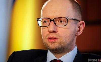 Большинство понимает, что защита Украины зависит от ВСУ - А.Яценюк