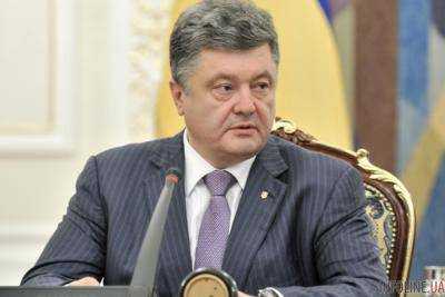 П.Порошенко увеличил штат Администрации Президента