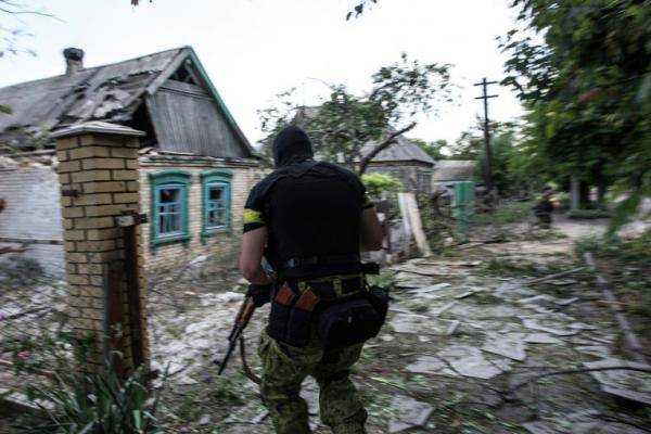 Украинские бойцы освобождают Марьинку. ФОТО.ВИДЕО