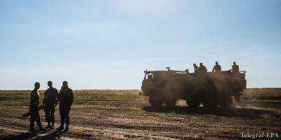 Донбасс: Автомобиль с военными подорвался на противотанковой мине возле Красногоровки, 7 человек погибли