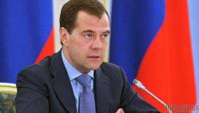 Д.Медведев: переходный период вхождения Крыма в состав России завершен