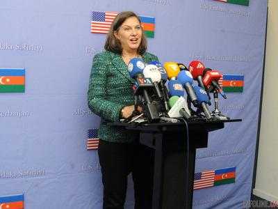 В США до сих пор обсуждают вопрос предоставления Украине летального оружия - В.Нуланд