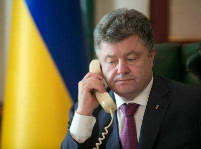Президент Петр Порошенко в телефооном разговоре с президентом Финляндии Саули Ниинистьо констатировал отсутствие ощутимого прогресса в выполнении минских соглашений