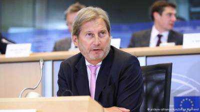 Й.Хан: ЕС остается на своей позиции в отношении Украина и продление санкций доказывает это