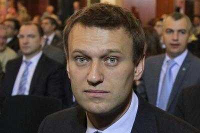Политику Алексею Навальному запретили выезжать из России