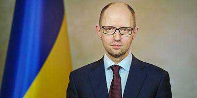 Премьер-министр Украины Арсений Яценюк, поздравил работников морского и речного флота по случаю Дня Военно-морских сил
