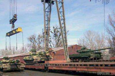"Укроборонпром" досрочно передал ВСУ модернизированные танки Т-80