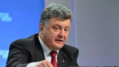 Президент П.Порошенко выразил надежду, что Верховна Рада завтра проголосует за децентрализацию