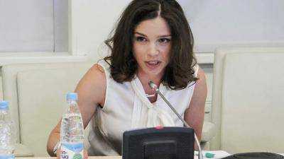 Дочь Бориса Немцова получила премию имени Л.Валенсы