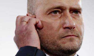 Д.Ярош призвал "братьев по оружию" не выполнять "преступных приказов властных барыг"