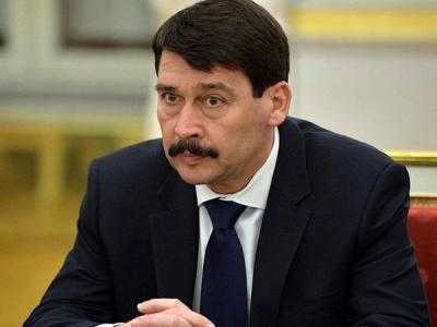 Президент Венгрии лишил венгерского гражданства 5 украинцев