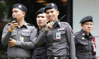 Двое подозреваемых в терактах в Таиланде сдались полиции