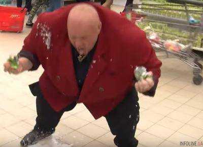 Как российские казаки за продуктами ходили: в Санкт-Петербурге казаки устроили рейд против импортных продуктов. Видео