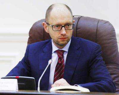А.Яценюк завтра соберет на заседание правительства не только министров, но и губернаторов