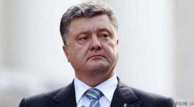 Президент Украины Петр Порошенко ввел в действие секретное решение СНБО о международном военном сотрудничестве Украины