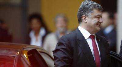 Президент Украины П.Порошенко поблагодарил сборную Украины за победу