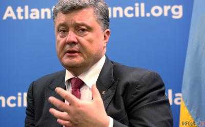 П.Порошенко сообщил, что из плена боевиков освобождены два украинских героя